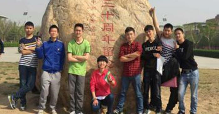 南充特殊學(xué)校.JPG