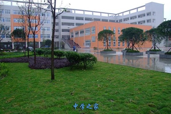 四川省成都市禮儀職業(yè)中學(xué)