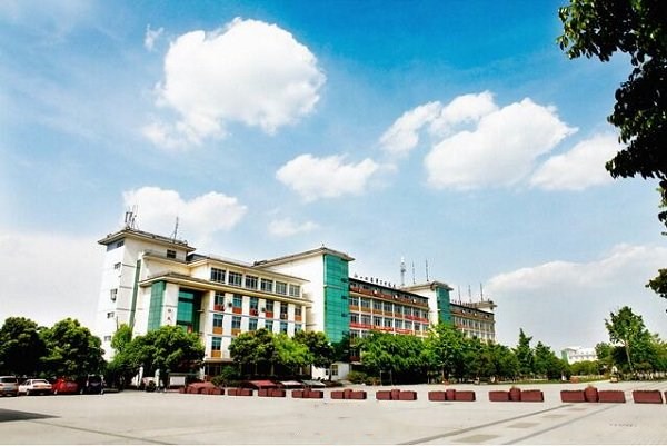 四川省弘博中等專業(yè)學(xué)校